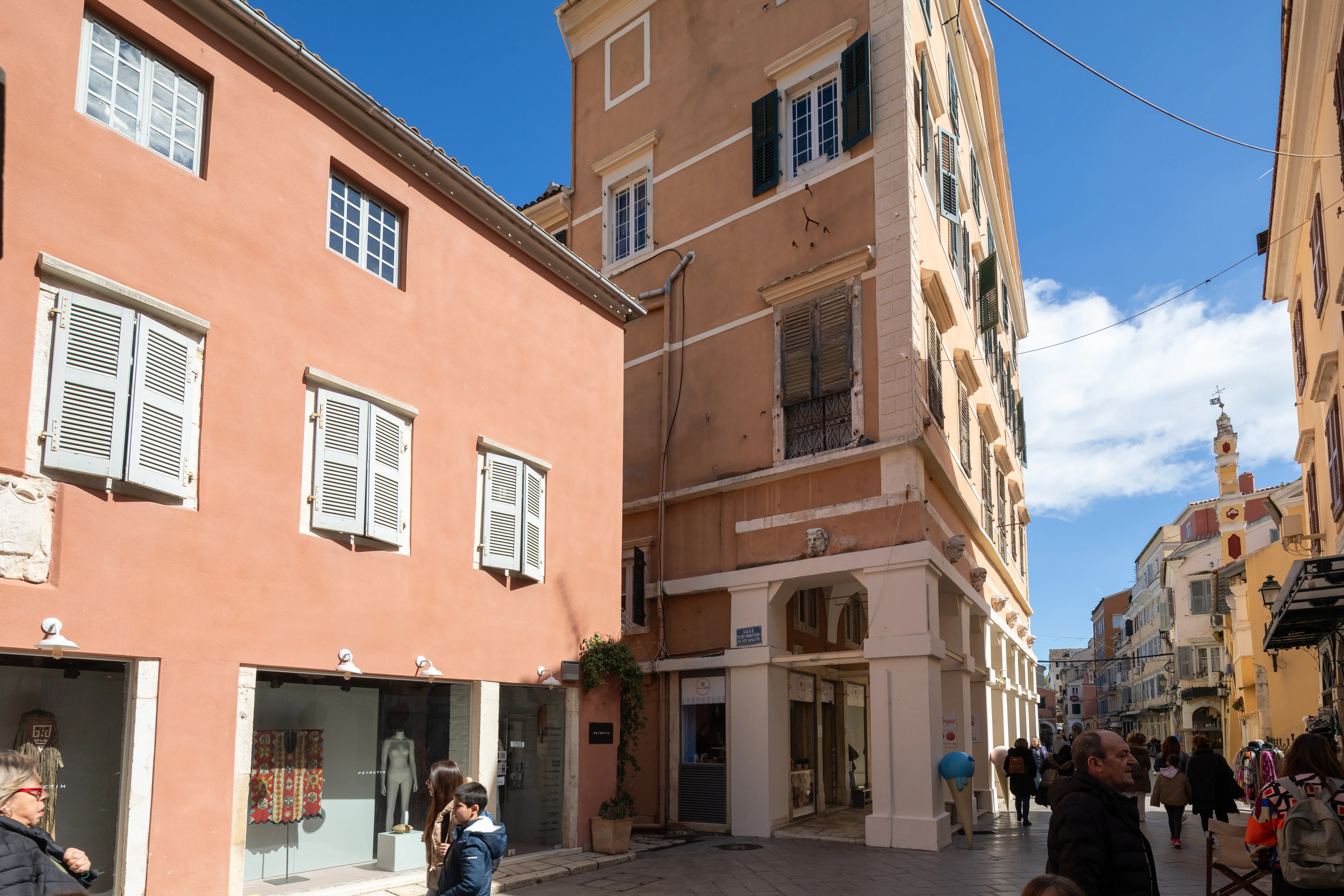 CasaNova location and surroundings in Corfu Old Town